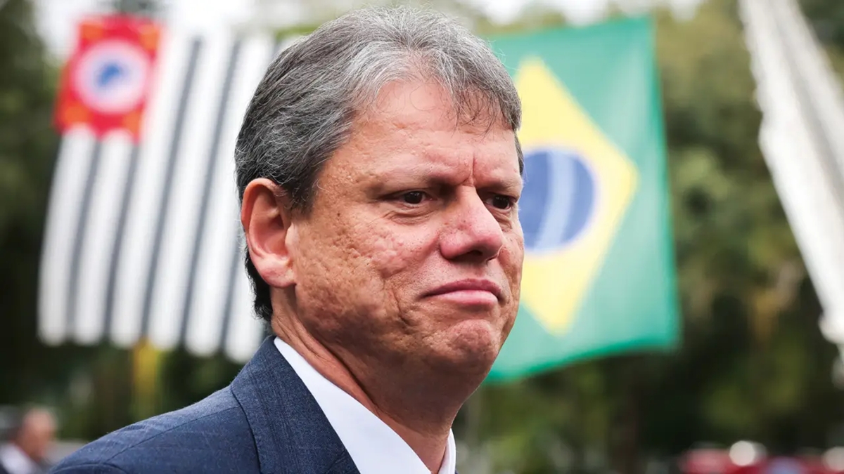 Tarcísio disse que "ninguém aguenta mais a tirania de um ministro como Alexandre de Moraes"