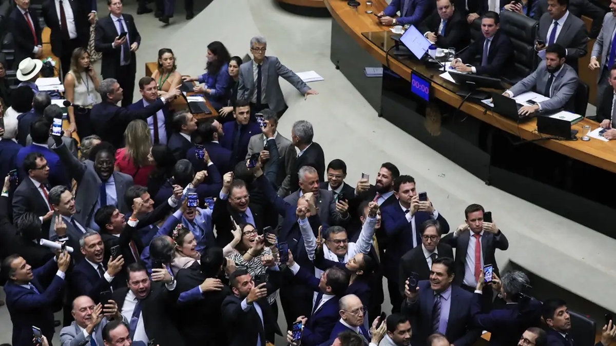 Câmara dos Deputados retirou MP da pauta