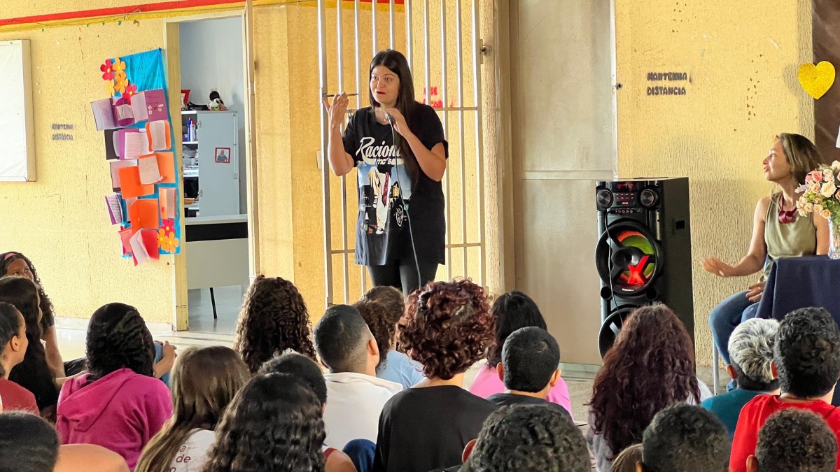 projeto combina aulões presenciais e mentorias online