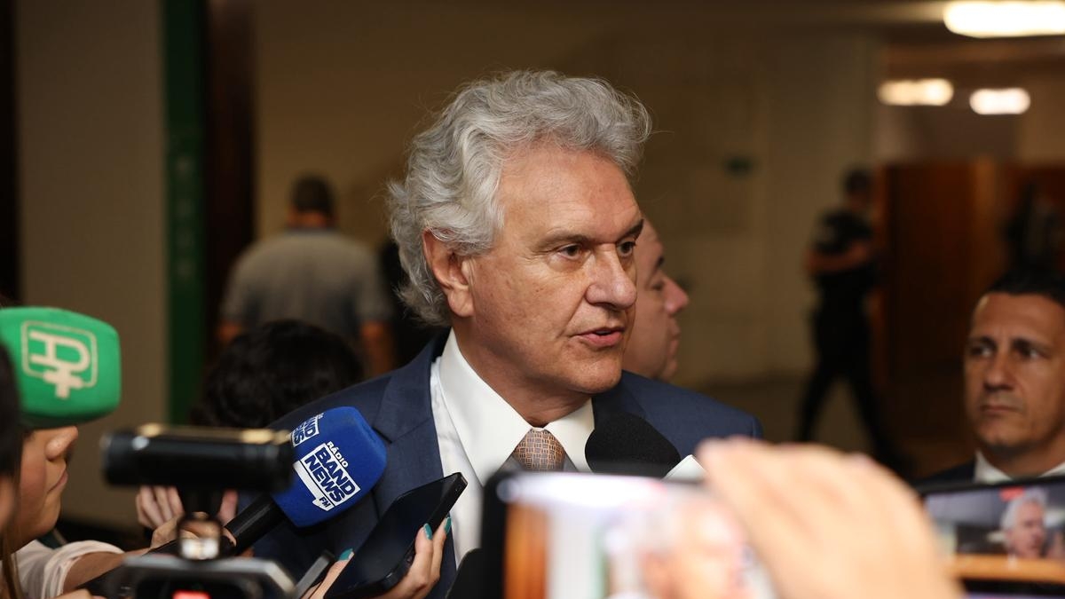 Governador está internado desde sábado