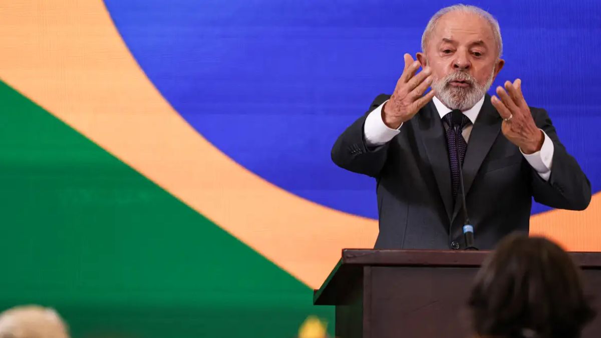 No Conselhão, Lula pede fim da escala 6x1 - "Precisamos dar uma jornada menor para o povo brasileiro", defende Lula