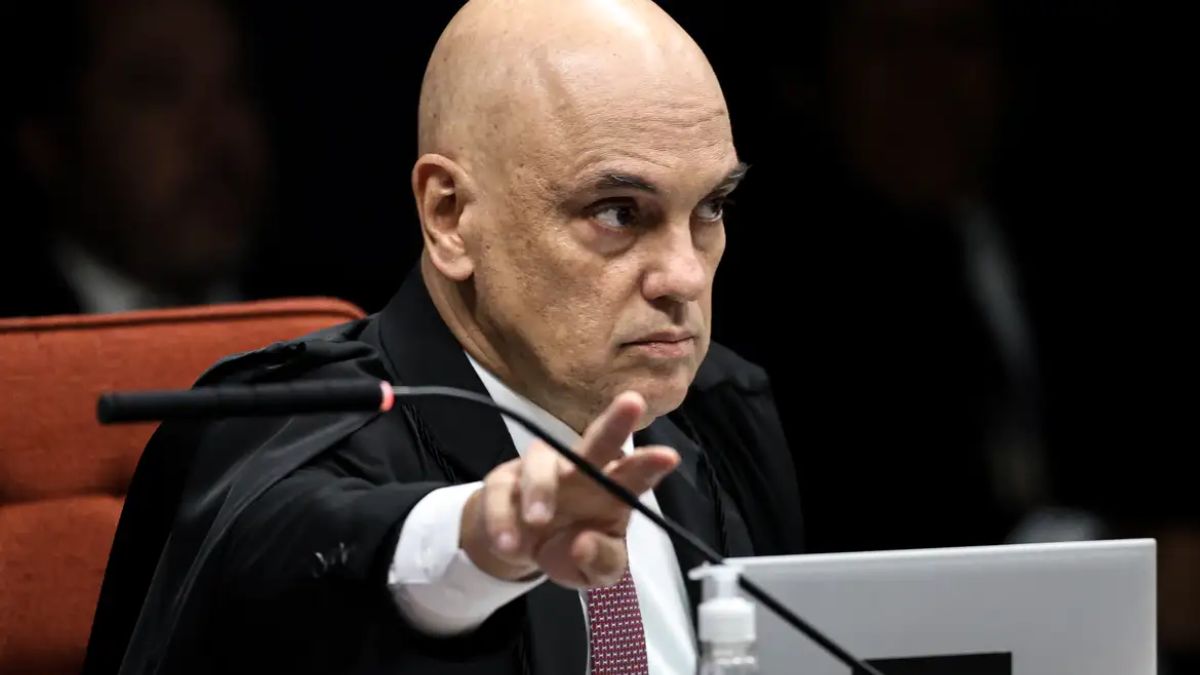 EUA retiram Alexandre de Moraes e esposa de lista da Lei Magnitsky - Lei Magnitsky é um mecanismo previsto na legislação estadunidense usado para punir unilateralmente supostos violadores de direitos humanos no exterior