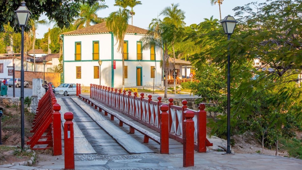 Pirenópolis terá operação especial de trânsito e segurança no Réveillon 2026 - Cidade recebe todos os anos grande quantidade de turistas