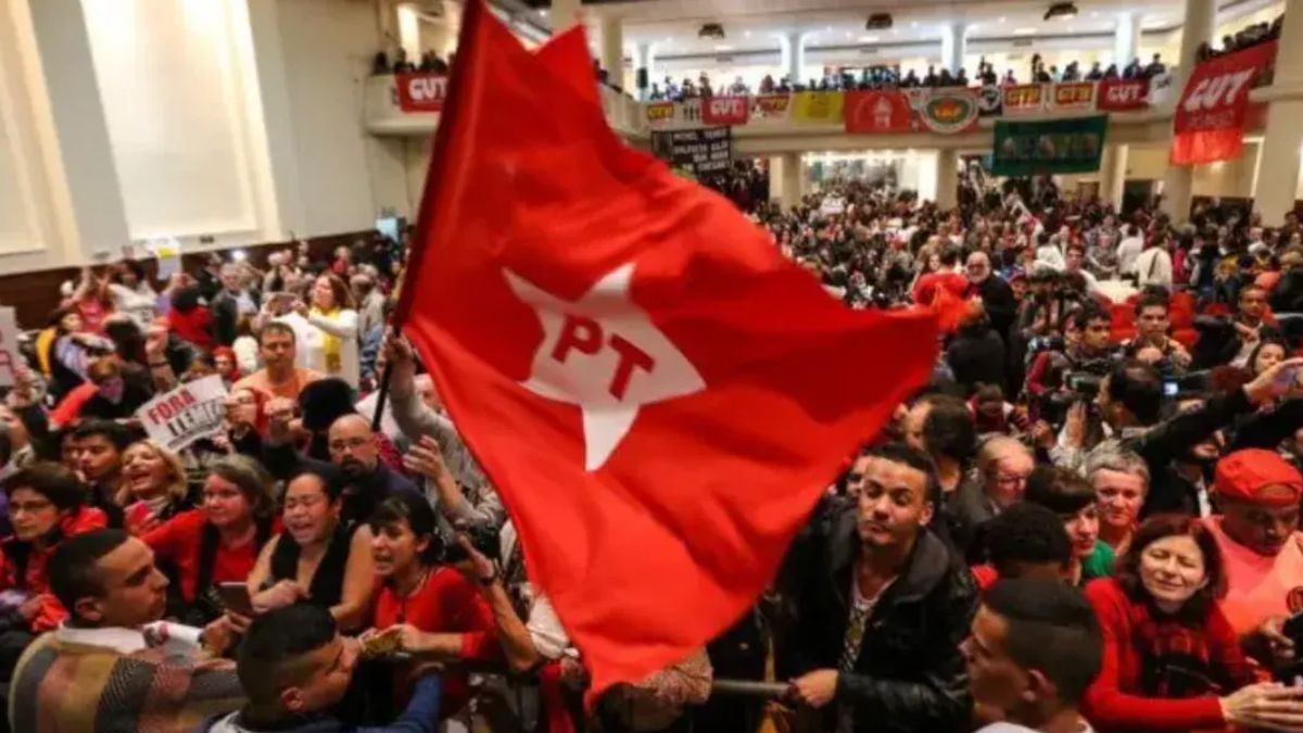 Frente Democrática em Goiás reúne maior quantidade de partidos desde 2012
