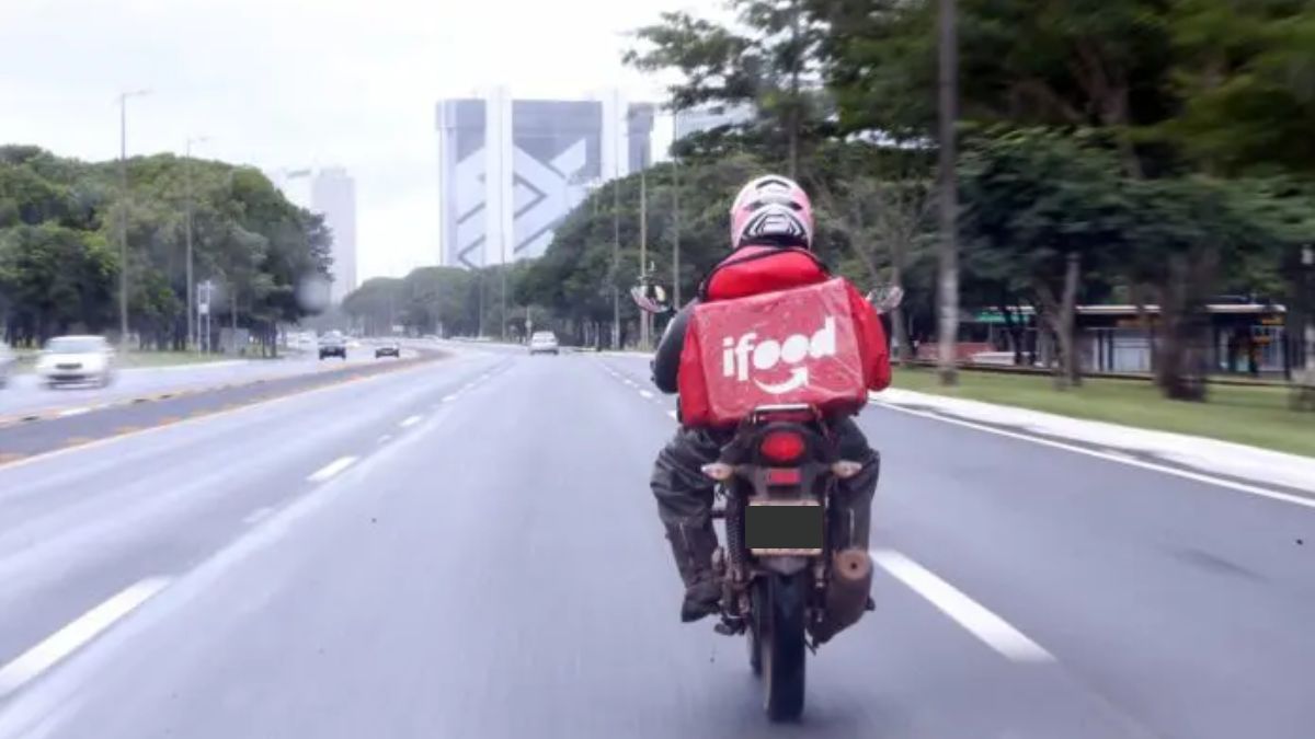 Governo amplia crédito para motociclistas de aplicativos